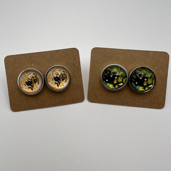 Classic Round Cat Stud Earrings - Stylish Boho Cat Lover Stud Earrings - Picture 7 of 11